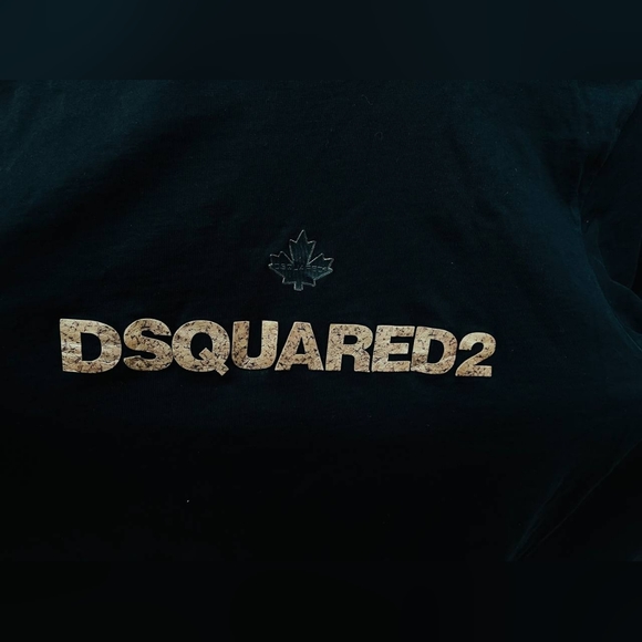 Dquared 2 Black Tee - Picture 2 of 8